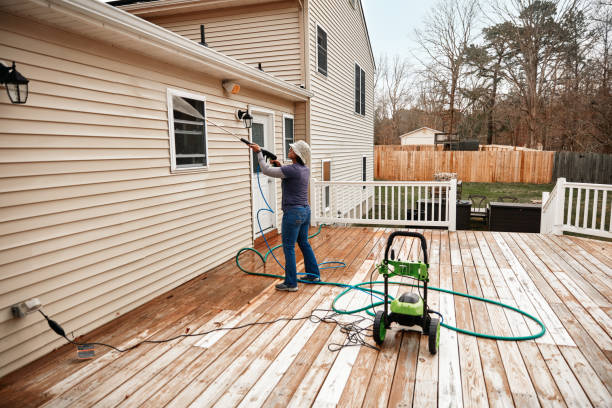Best Pressure Washing Contractors  in Louisville, CO
